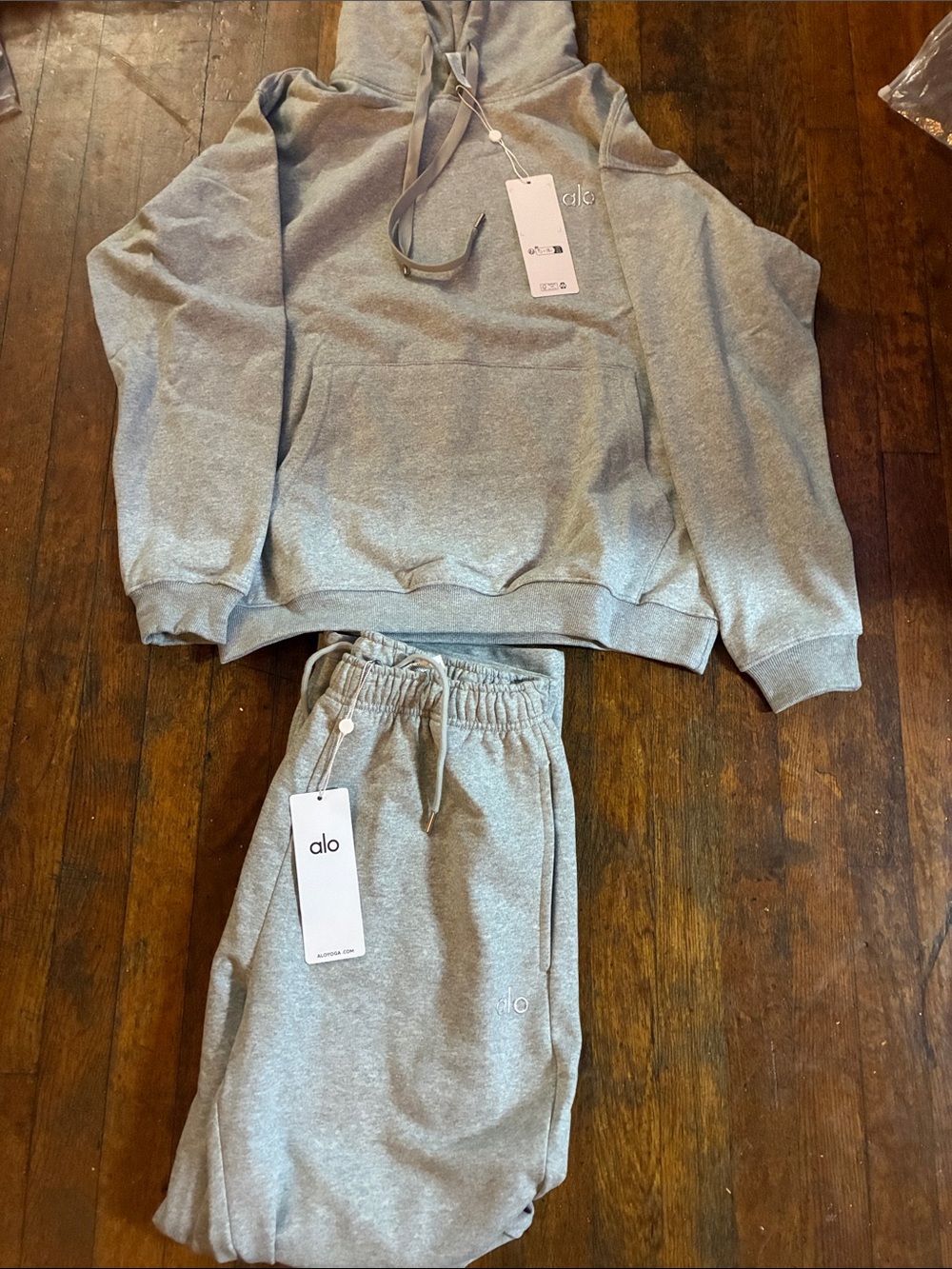 ALO Yoga men Light Gray Sweatpants AND light grey hoodie